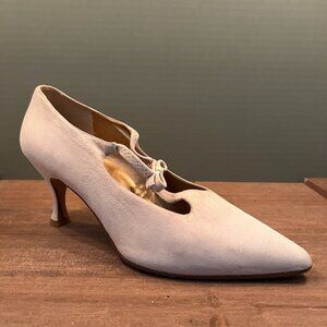 Martinez Valero Womens White/Beige Point Toe 3" Heels Size 7.5B